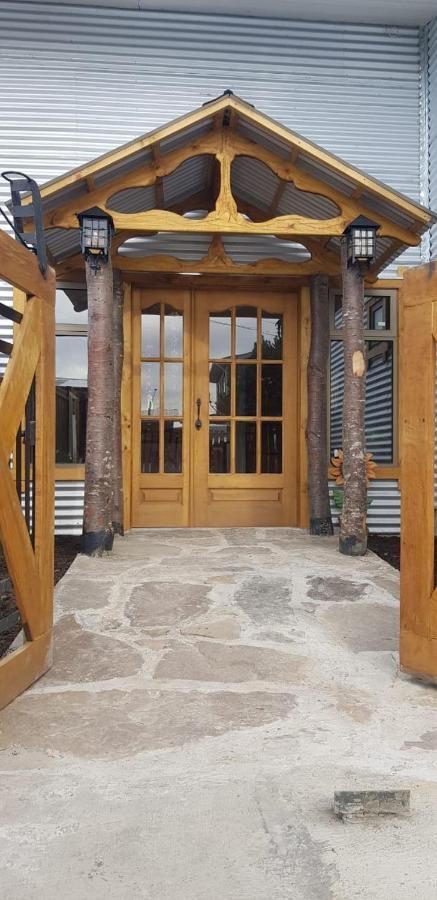 Hostal Lago Condor ปวยร์โตนาตาเลส ภายนอก รูปภาพ