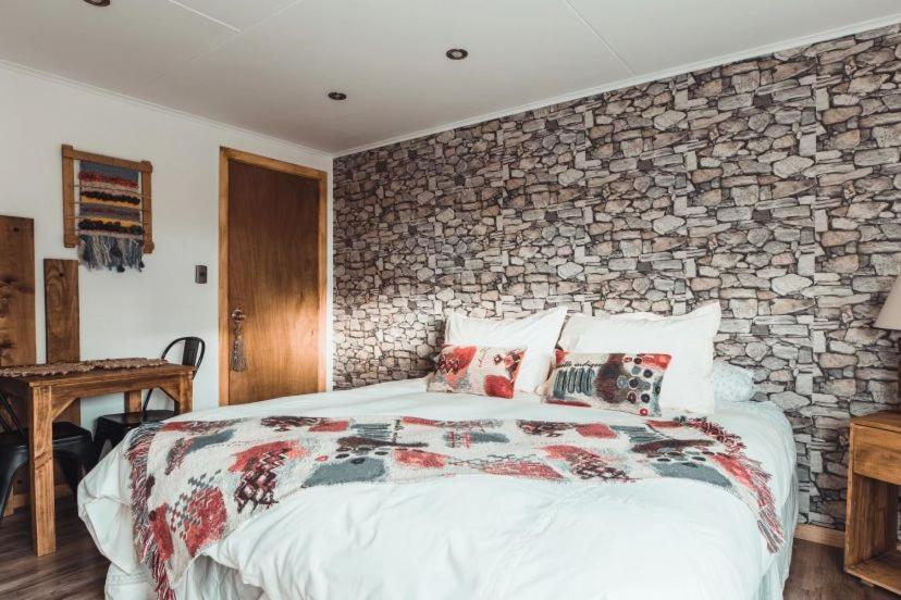 Hostal Lago Condor ปวยร์โตนาตาเลส ภายนอก รูปภาพ