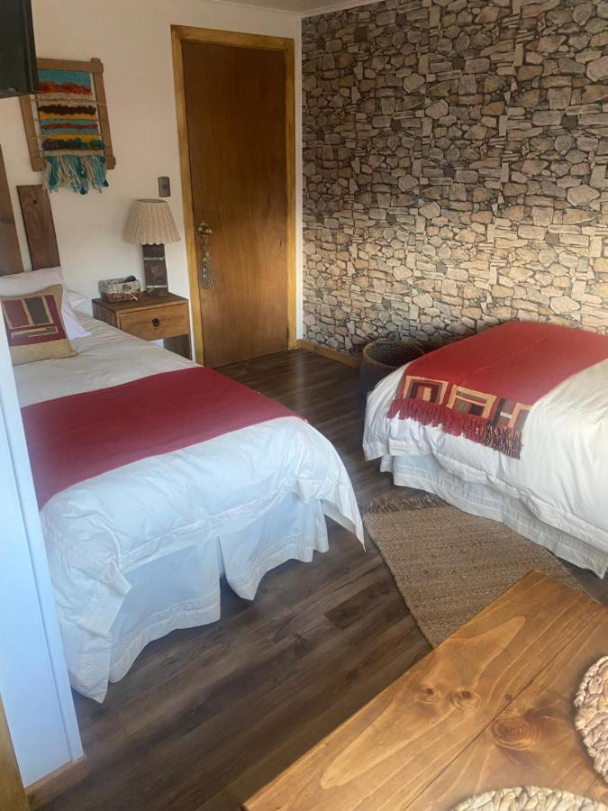 Hostal Lago Condor ปวยร์โตนาตาเลส ภายนอก รูปภาพ